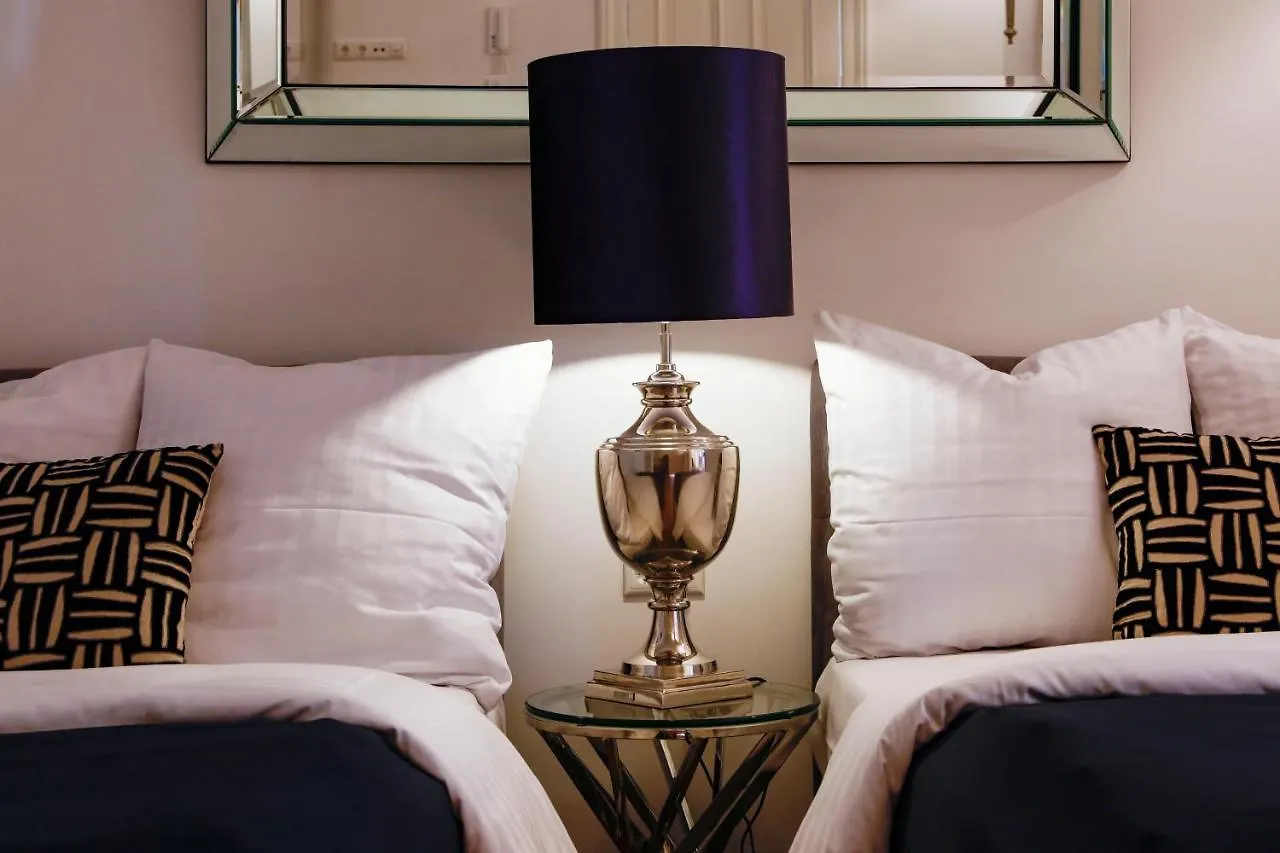 Sleephotels Alsterroom Hamburg 0*,  Deutschland