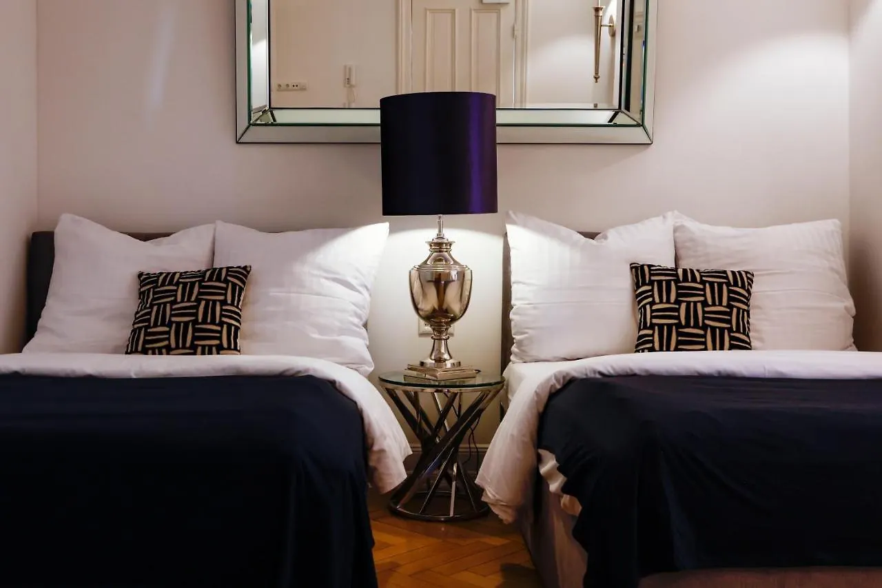 Sleephotels Alsterroom Hamburg Hotel